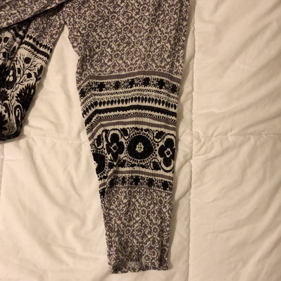 Free People Reversible midi dress in unique detailed pattern - Picture 8 of 8